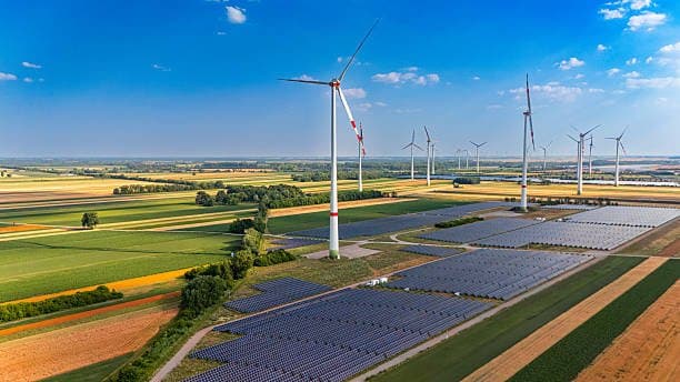 Avaada Group Secures USD 1.3 Billion Financing Closure for 2.15 GW Renewable Energy Portfolio